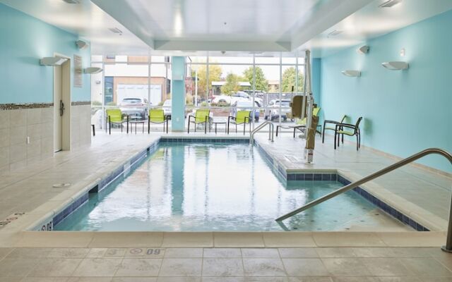 SpringHill Suites Medford Airport