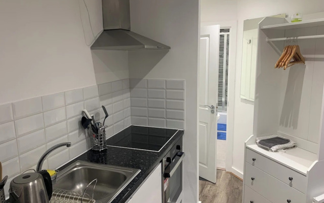 Cosy 1-bed Studio in Northolt