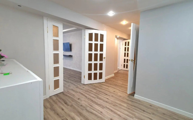 Apart Aprel (Апарт Апрель) на Казанском шоссе 1