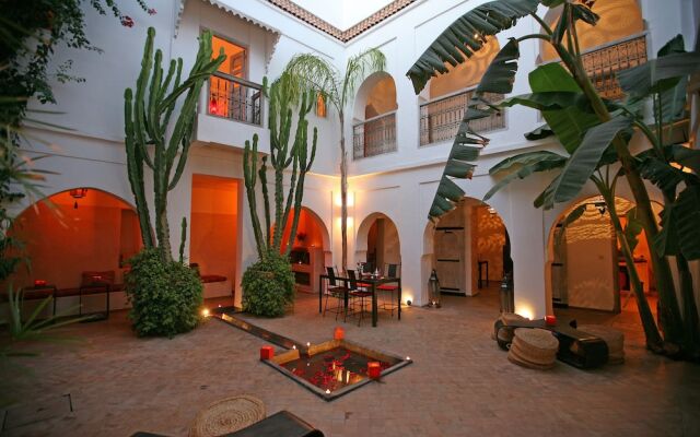 Riad O2