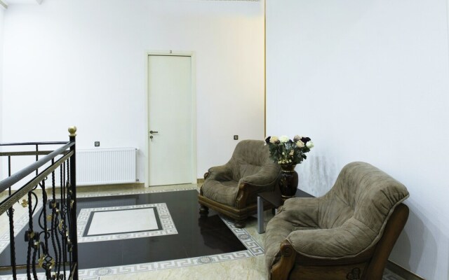 Hotel Grand GMP