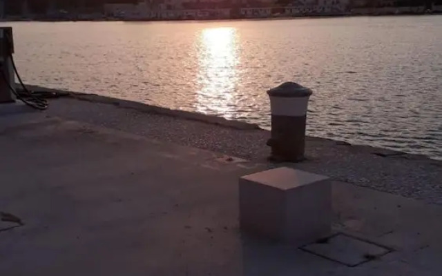 The House OF THE SUN Brindisi