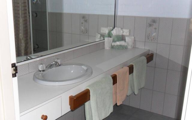 Settlement Motor Inn, Deniliquin