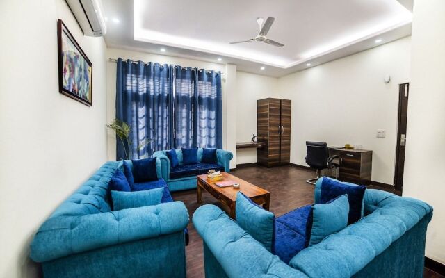 FabHotel Gurgaon 6