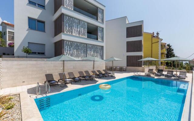 Abalone Apartments