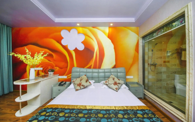 Renqiu Yueheng Business Express Hotel