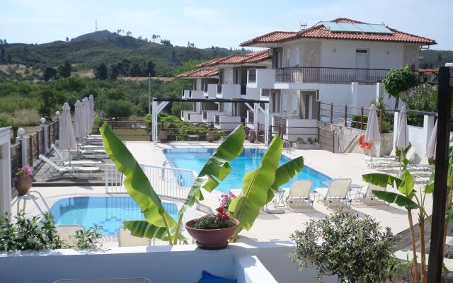 Ampelia Hotel