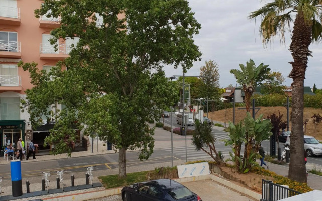 Marina Plaza - Apartments