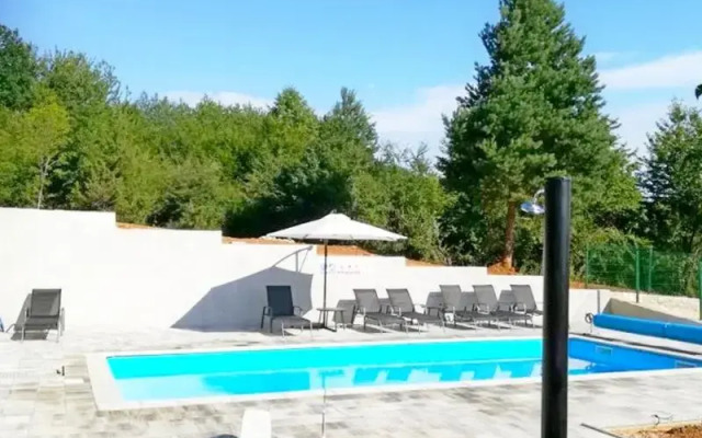 Apartments & rooms Kristic