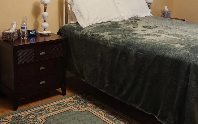 Oaklawn Inn LLC