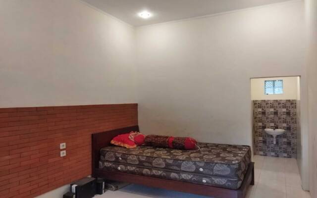 Borobudur Kampung Homestay - Mufid Mas'ud