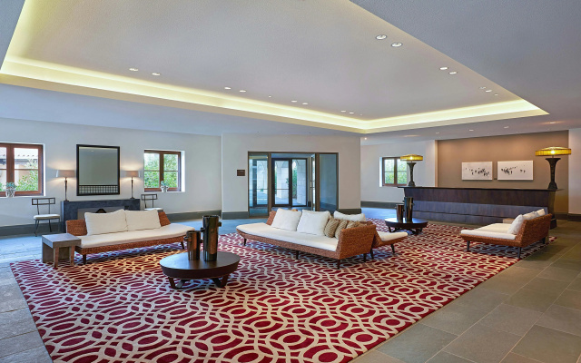 The Romanos, a Luxury Collection Resort