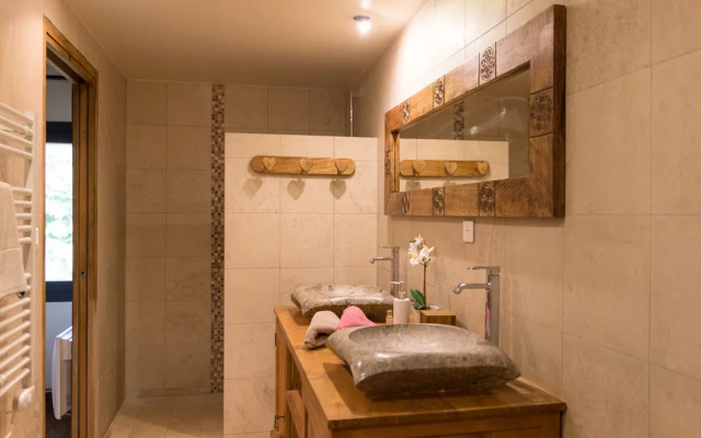 Au Refuge Des 3 Ours