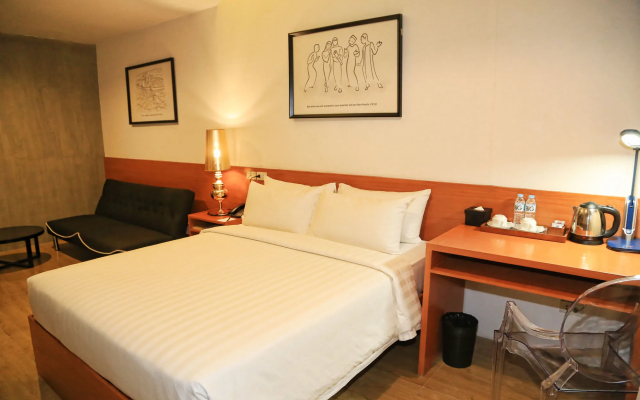 Big Hotel