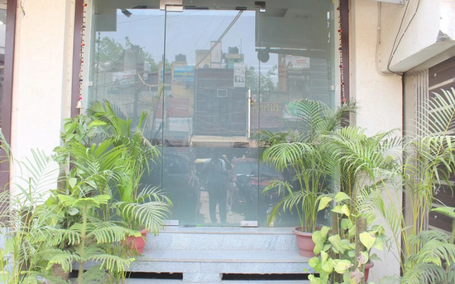 South Delhi Inn
