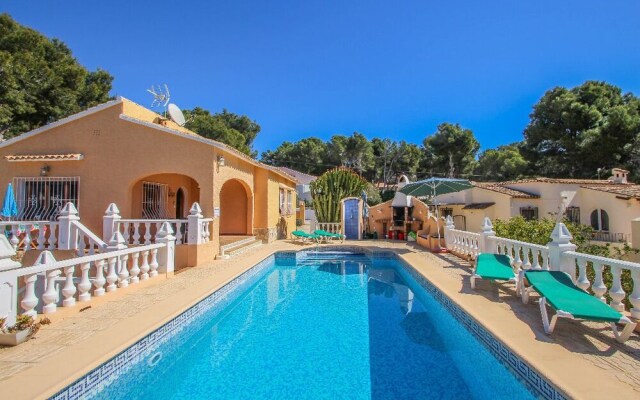 Sofia - holiday home with private swimming pool in Moraira