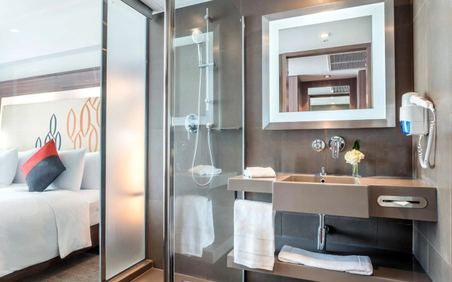 Hilton Garden Inn Bangkok Silom