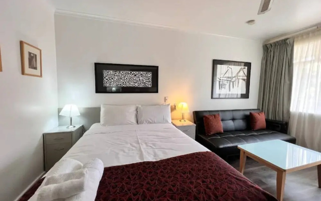 Unwind Glenelg Studio Apartment no 31