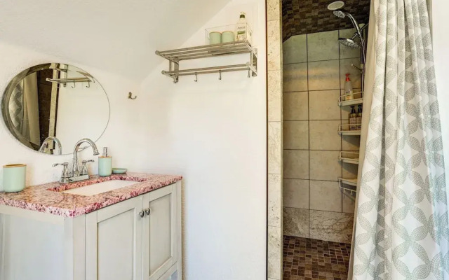 5 Mi to Dtwn Orlando: Historic Hideaway!