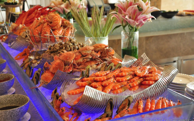 Crowne Plaza Hailing Island by IHG