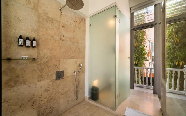 Nacar Hotel Cartagena, Curio Collection by Hilton