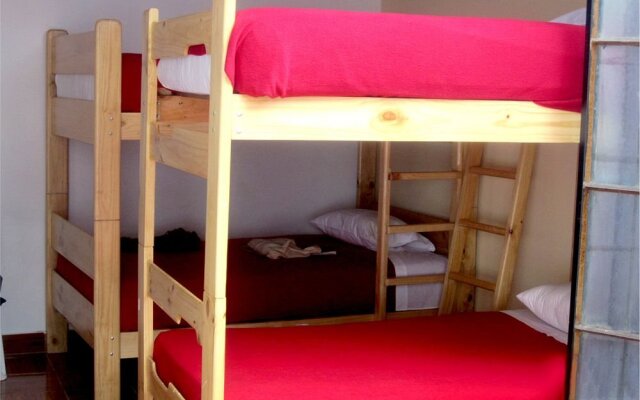 HOSTAL Backpackers