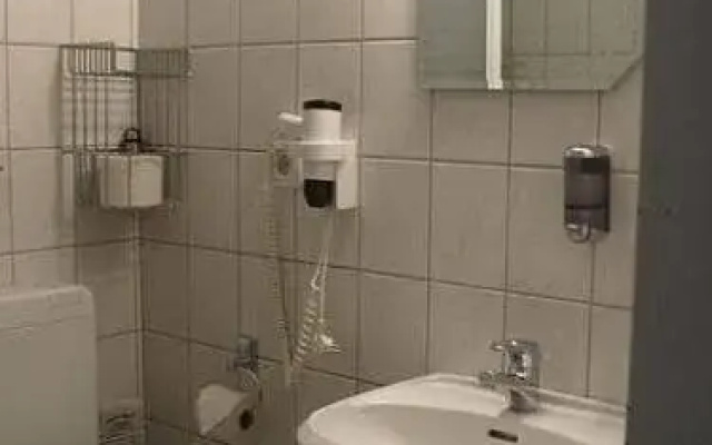 Airport Hotel Karsten
