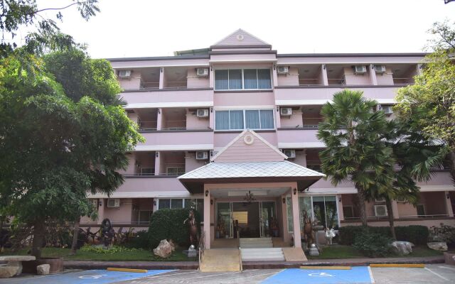 Phuranya Resort