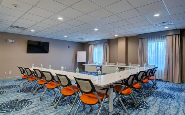 Hampton Inn & Suites Boston/Stoughton