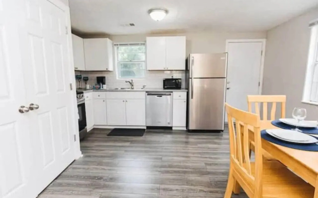 47th Place Forest Park