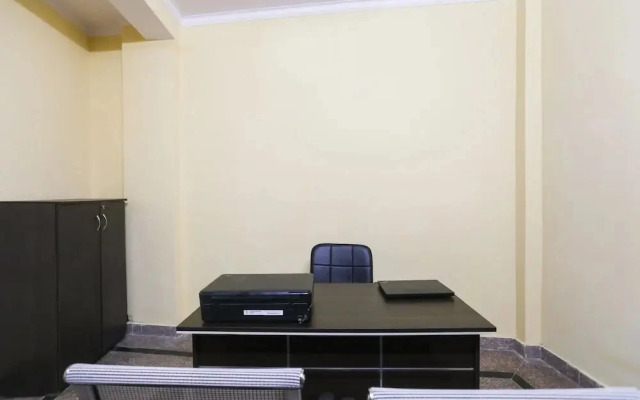 Spot on 61003 Kailash Dham