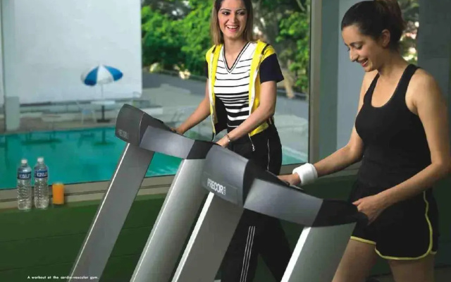 Zip by Spree Hotel at Woodrose Club