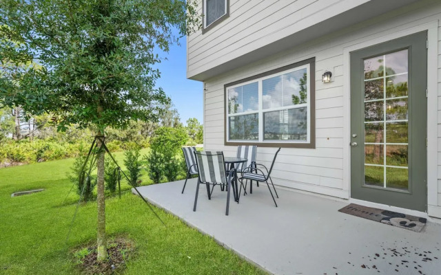 1080 Plantation Lane