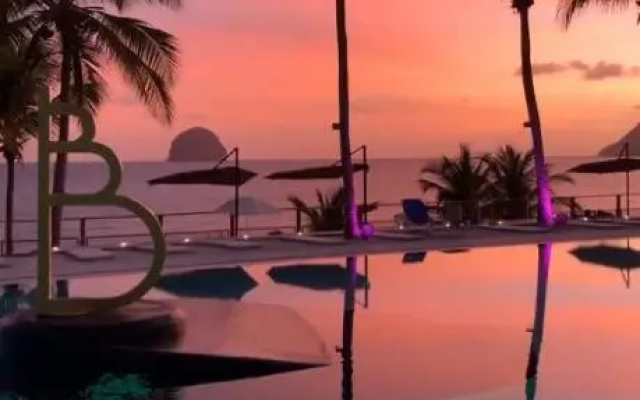 Appartement Blue Paradise face au Rocher du Diamant
