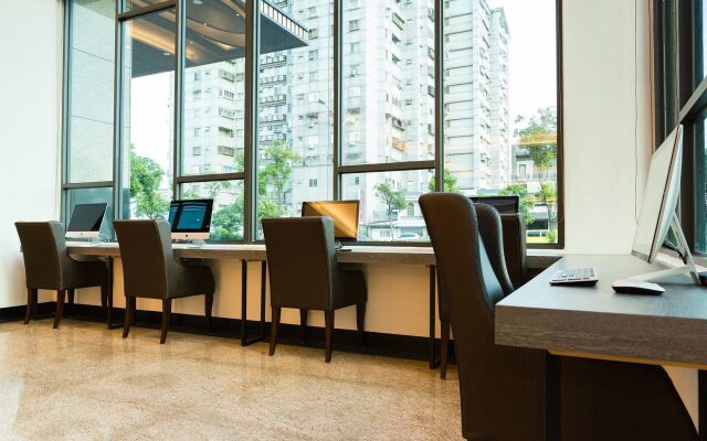 V-Hotel Vacation Hotel