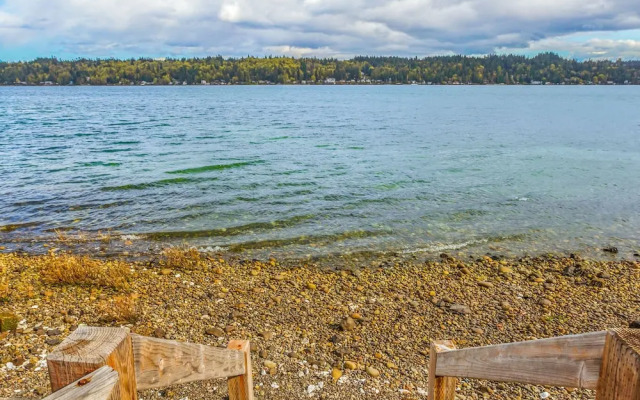 Belfair Beach House in Belfair