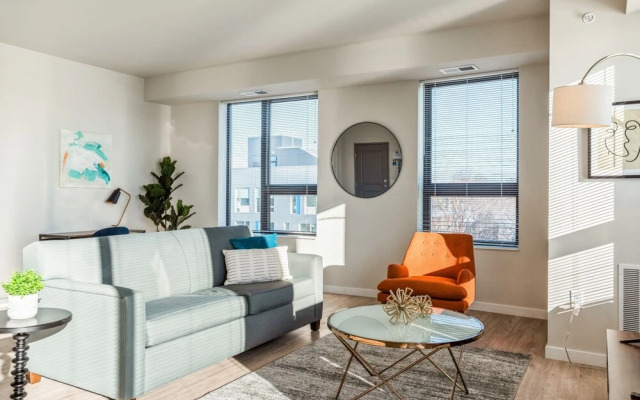 Kasa Lowry Hill Minneapolis