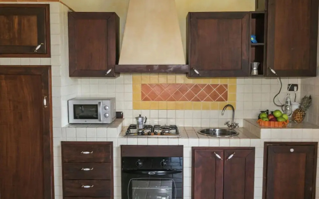 Elegant Apartment Only 1 Hour From Rome