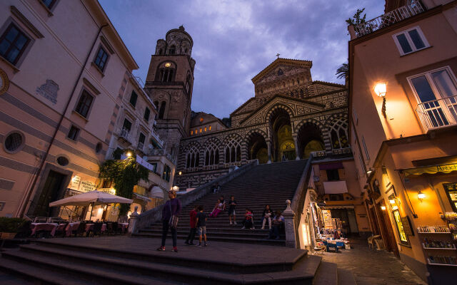 Amalfi Luxury House