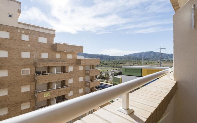 Luminoso apartamento con piscina en Oropesa del Mar