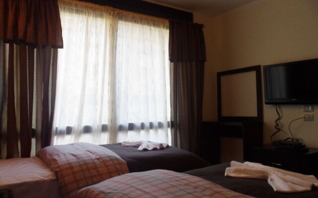 Mandarin Hotel