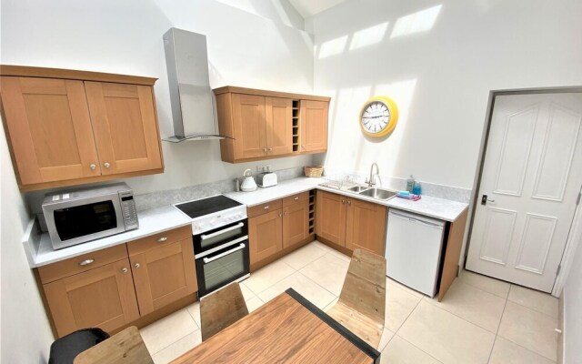 Town Hall Lofts Settle Apartment 2