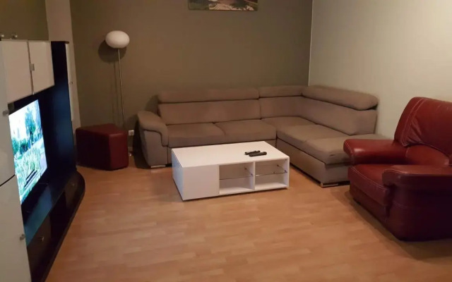 Home Apartaments VI