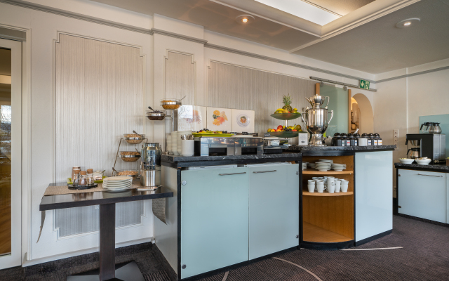 Garner Hotel Hamburg Wandsbek Marktplatz by IHG