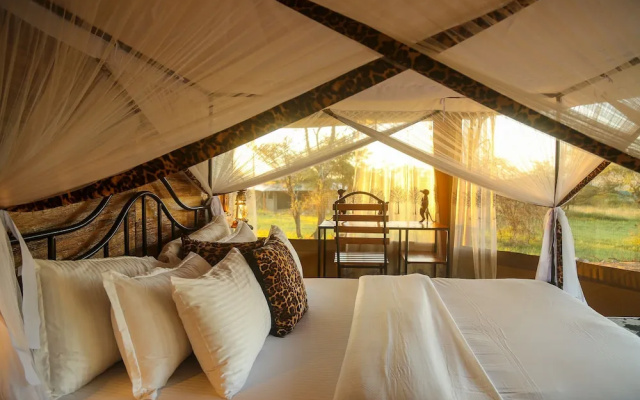 Ndoto Serengeti Camps