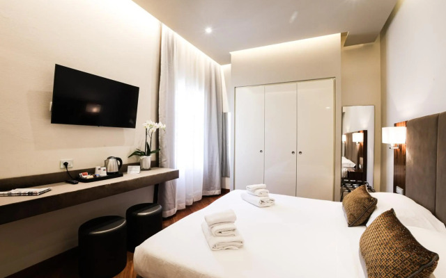Hotel Embassy