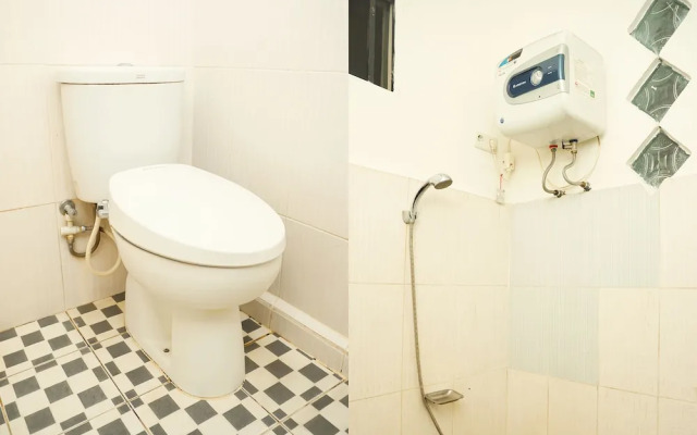 OYO 733 Mina Homestay