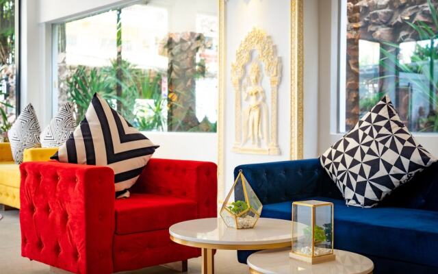 Popular Hotel & Spa