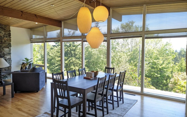 Seattle Vacation Home - Lake Forest Park