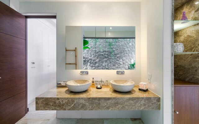 Diamond Tree Villas By Baanjai Phuket